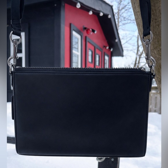 𝘾𝙤𝙖𝙘𝙝 𝙇𝙚𝙖𝙩𝙝𝙚𝙧 𝘾𝙧𝙤𝙨𝙨𝙗𝙤𝙙𝙮 - Picture 2 of 8